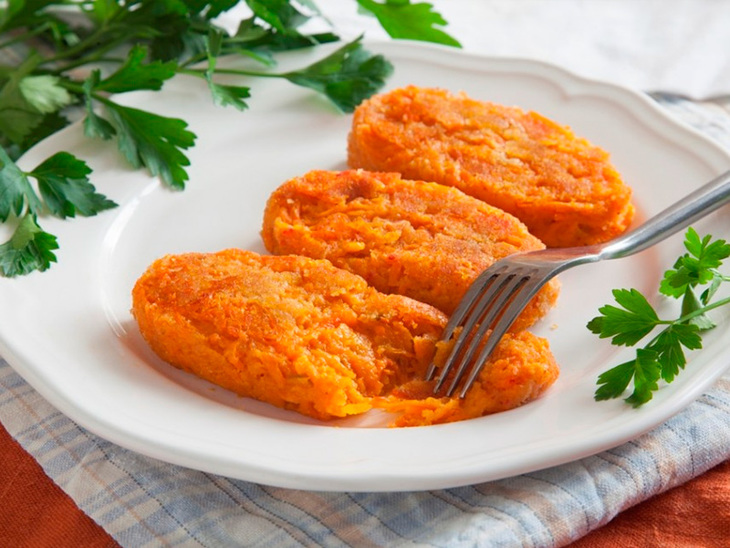 Cooking carrot cutlets