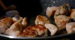 Domuz eti azu: Tatar tarzında, soslu, ekşi kremalı, salçasız, patatesli, pilavlı, salatalık turşusu ve salatalık turşusu ile en iyi tarifler